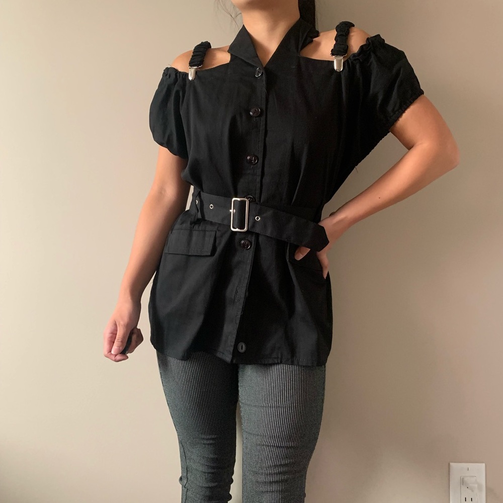 VINTAGE button down - Picture 2 of 6